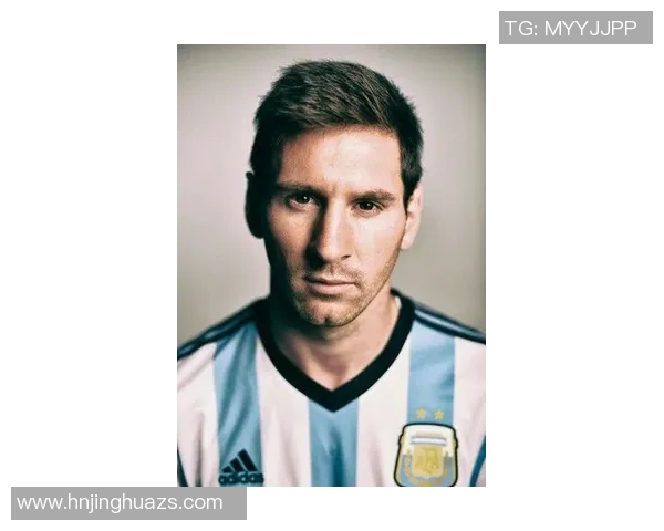 梅西最新发型大揭秘足球明星的时尚潮流与个人风格解析